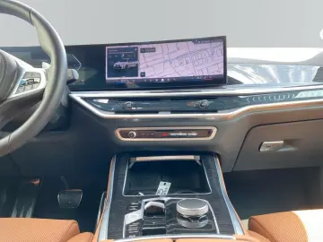 BMW X5 30d M Sportpaket Pro R22 H&K