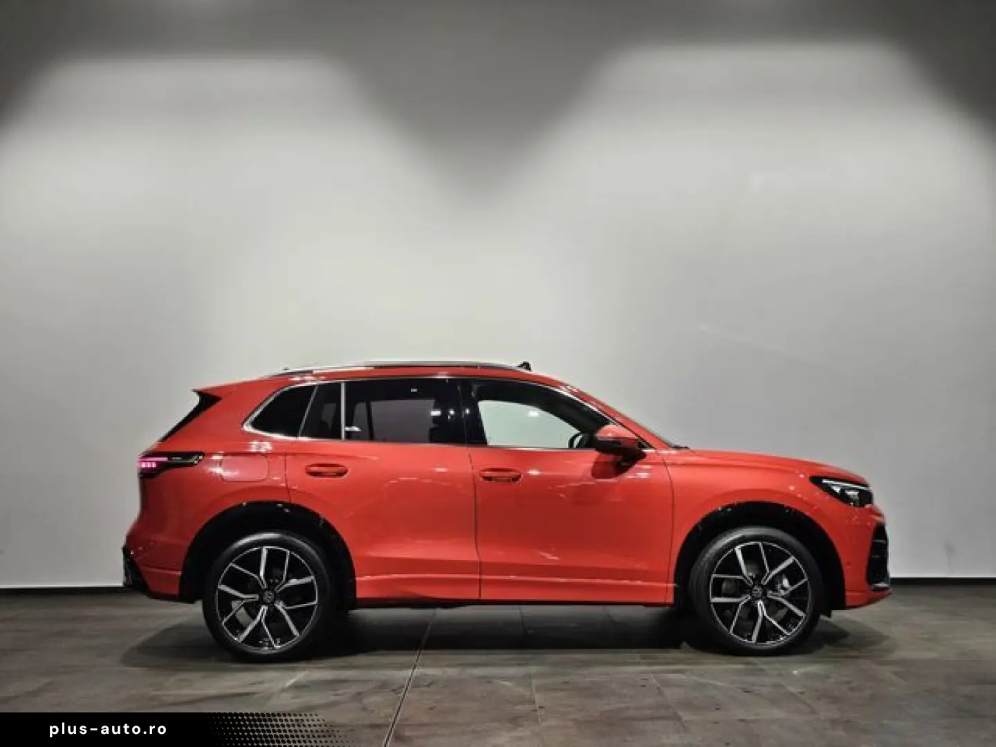 VW Tiguan R Line 4M. Matrix Pano Belü-Mass.Hud 20&ap&hellip;