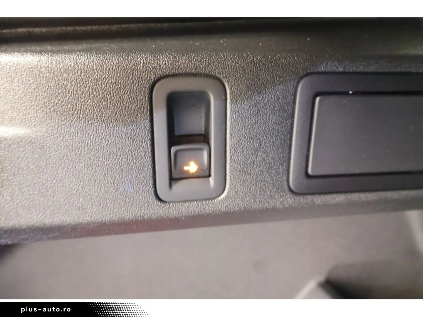 VW Tiguan 2.0 TDI 4M R-Line  Black Style  DSG Navi