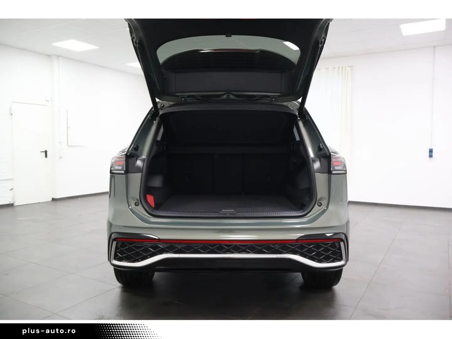 VW Tiguan 2.0 TDI 4M R-Line  Black Style  DSG Navi