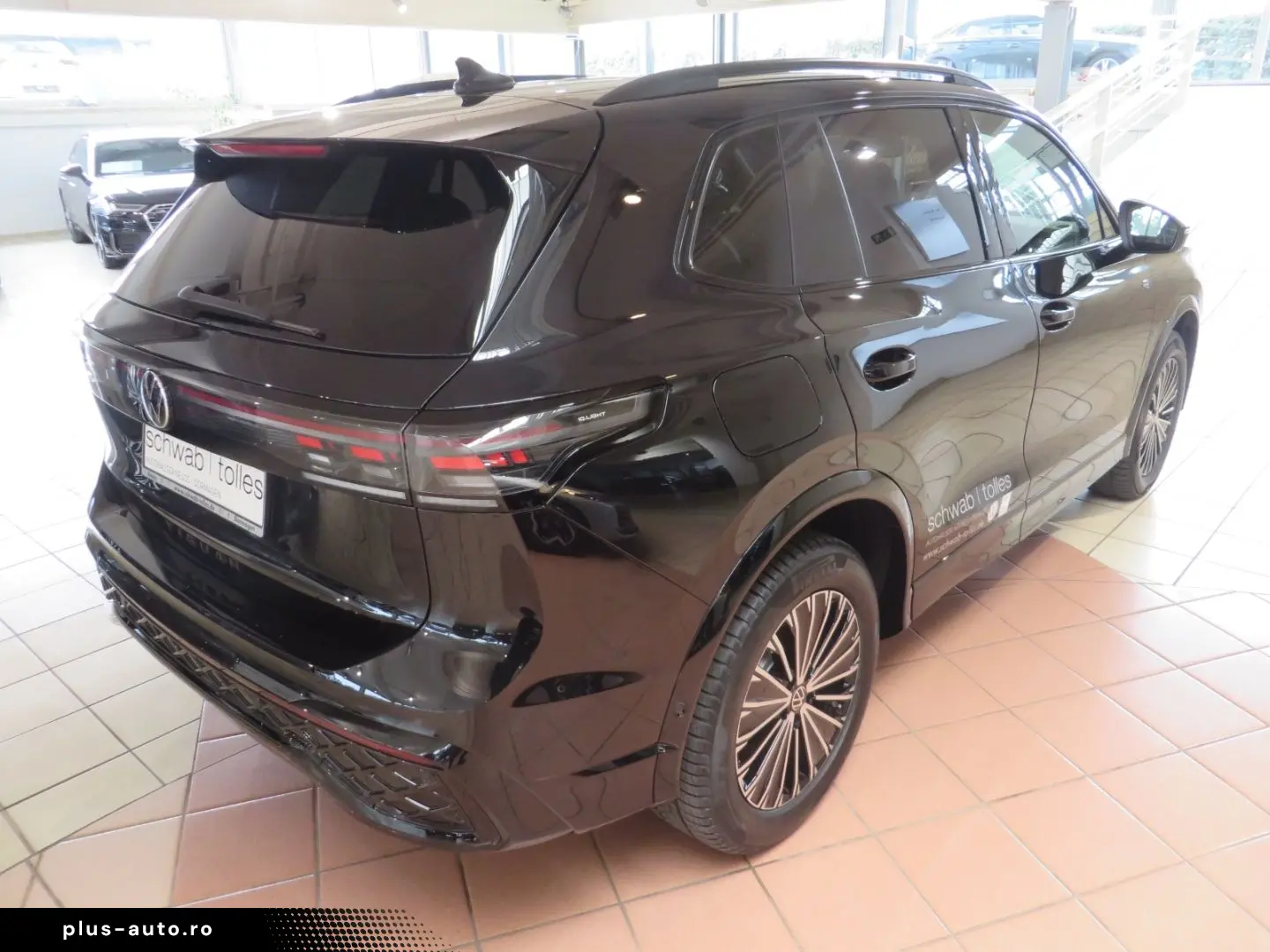 VW Tiguan R-Line 2.0TDI 7-DSG 4-Motion AHK DCC IQLI