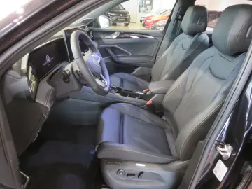 VW Tiguan R-Line 2.0TDI 7-DSG 4-Motion AHK DCC IQLI