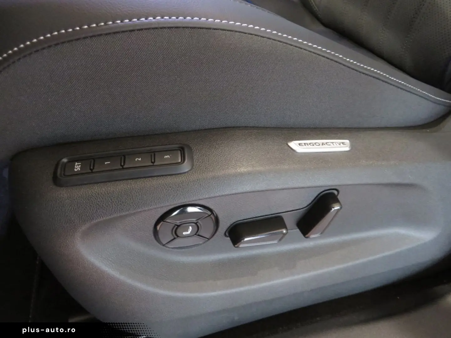 VW Tiguan R-Line 2.0TDI 7-DSG 4-Motion AHK DCC IQLI