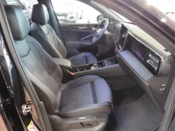 VW Tiguan R-Line 2.0TDI 7-DSG 4-Motion AHK DCC IQLI