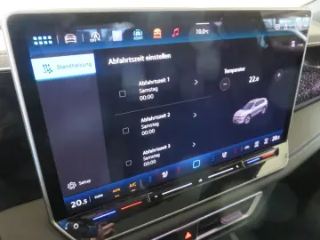 VW Tiguan R-Line 2.0TDI 7-DSG 4-Motion AHK DCC IQLI