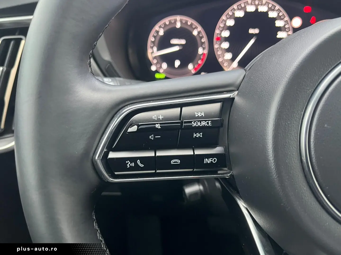 MAZDA CX-80 3.3L Homura Plus PANO HUD BOSE NAPPA 7SIT