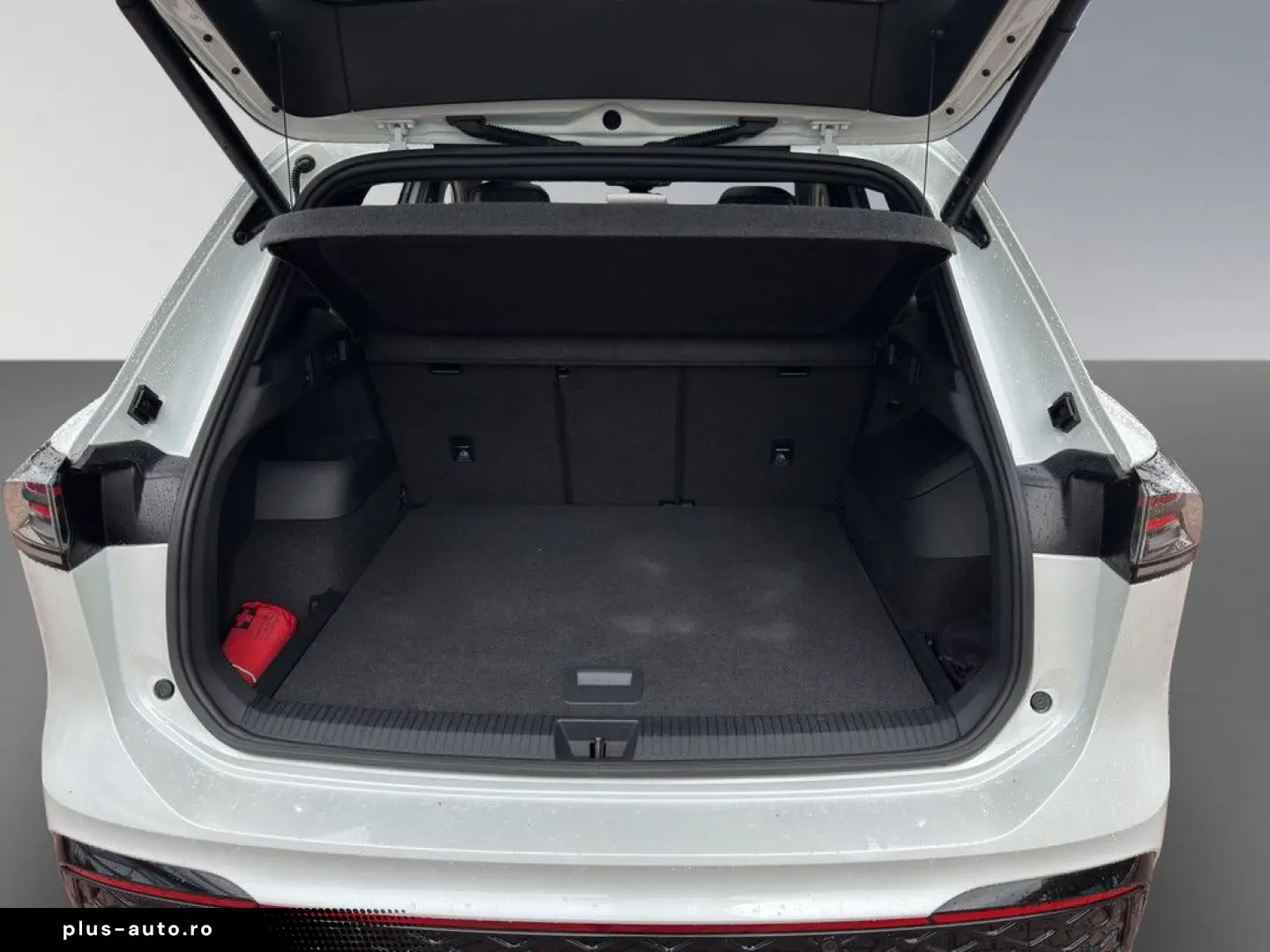 VW Tiguan 2.0 TDI R-Line 4Motion DSG HUD PANO 360