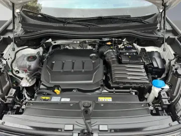 VW Tiguan 2.0 TDI R-Line 4Motion DSG HUD PANO 360