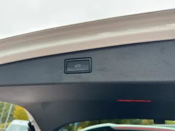 VW Tiguan 2.0 TDI R-Line 4Motion DSG HUD PANO 360