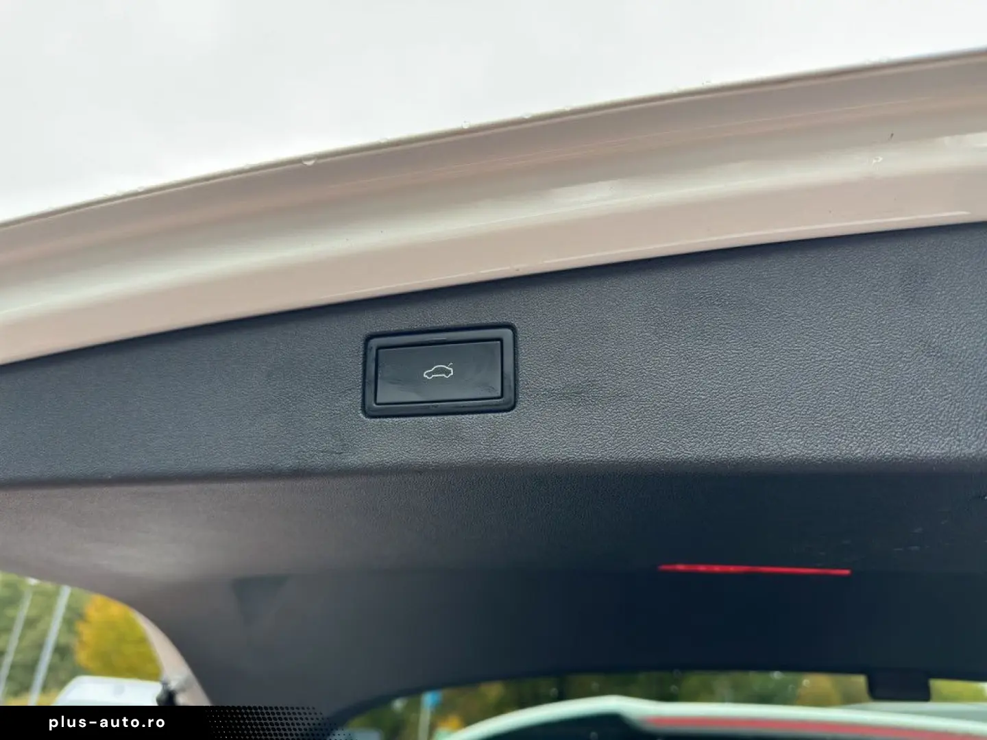 VW Tiguan 2.0 TDI R-Line 4Motion DSG HUD PANO 360