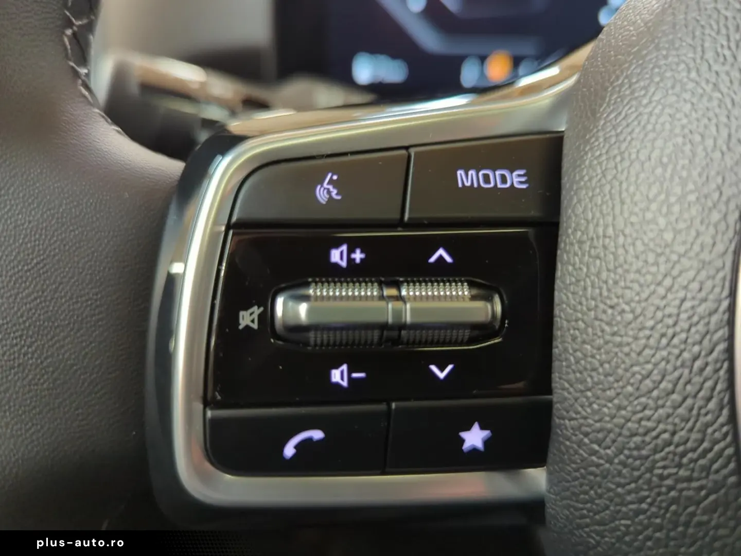 KIA SORENTO 2.2D PLATINUM AWD PANO-DACH LEDER NAVI K