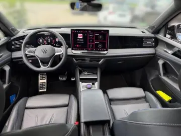 VW Tiguan 2.0 TDI DSG 4Motion R-Line AHK Pano IQ-Li