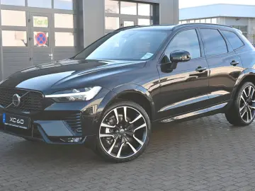 VOLVO XC60 B4 D AWD Ultimate Dark STDHZG 360  ACC AHK