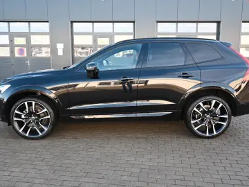 VOLVO XC60 B4 D AWD Ultimate Dark STDHZG 360  ACC AHK