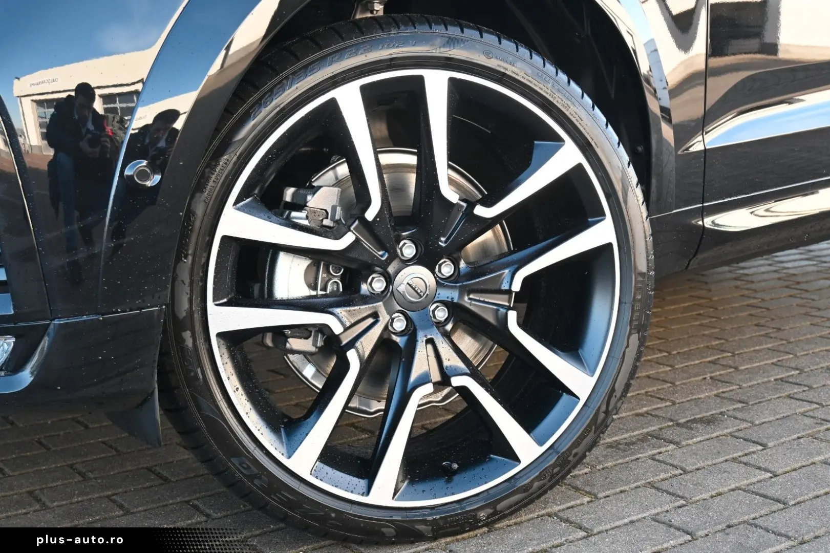 VOLVO XC60 B4 D AWD Ultimate Dark STDHZG 360  ACC AHK