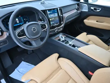 VOLVO XC60 B4 D AWD Ultimate Dark STDHZG 360  ACC AHK