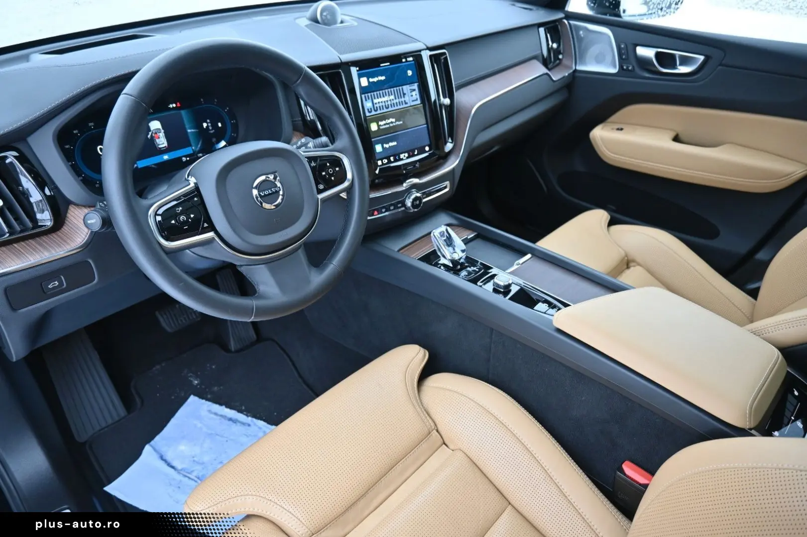 VOLVO XC60 B4 D AWD Ultimate Dark STDHZG 360  ACC AHK