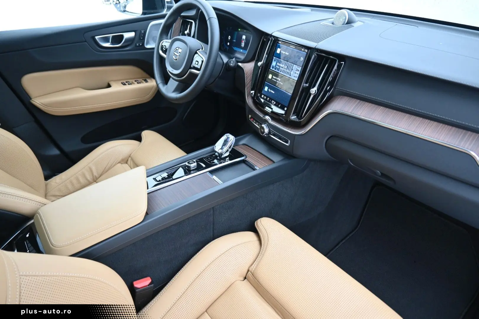 VOLVO XC60 B4 D AWD Ultimate Dark STDHZG 360  ACC AHK