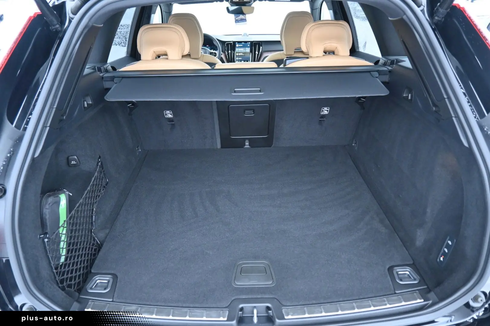 VOLVO XC60 B4 D AWD Ultimate Dark STDHZG 360  ACC AHK