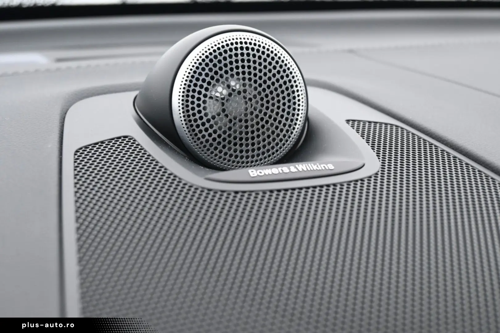 VOLVO XC60 B4 D AWD Ultimate Dark STDHZG 360  ACC AHK