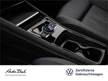 VW Tiguan 2.0 TDI  R-Line  4M DSG Navi LED Standhzg