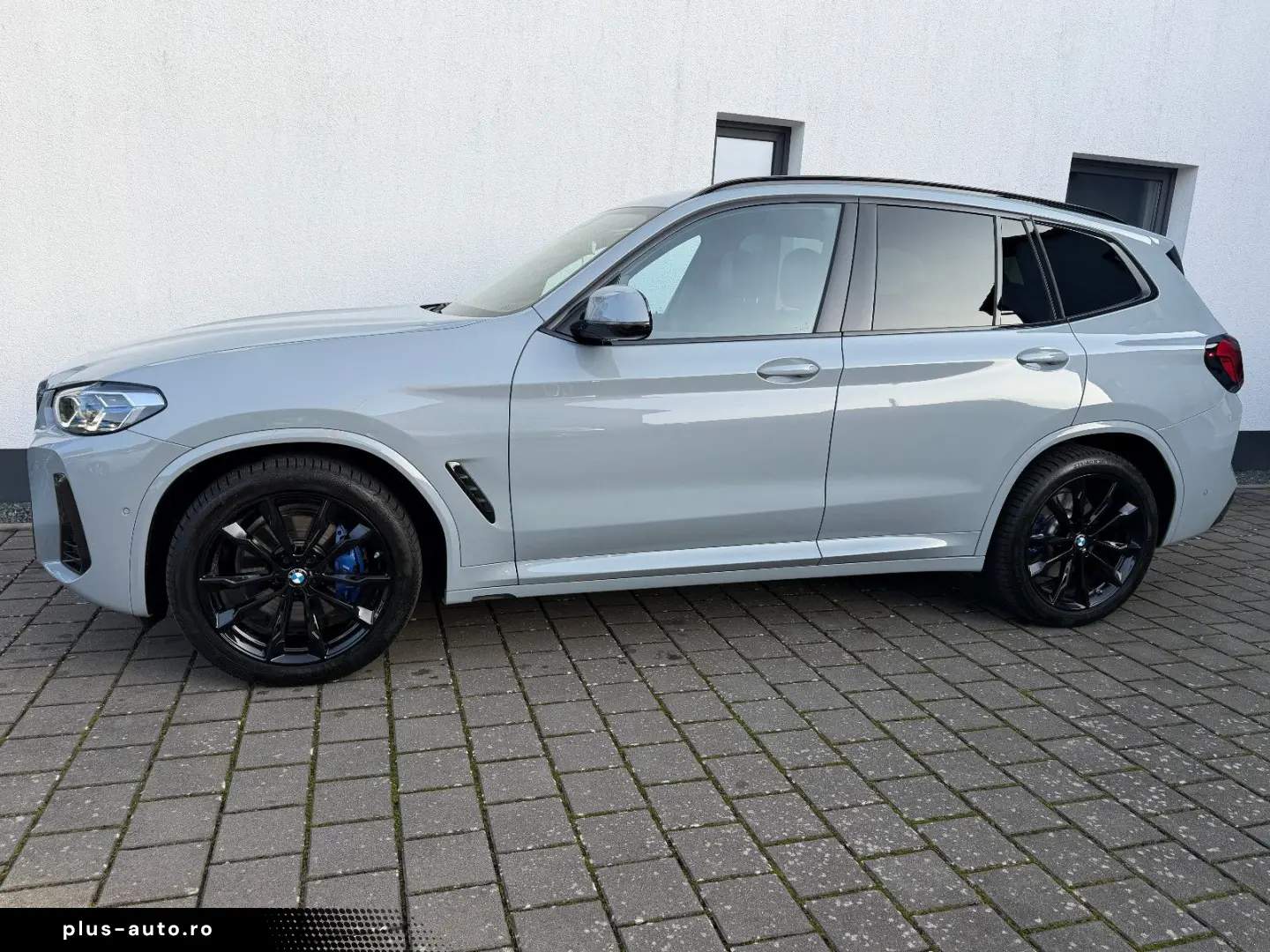 BMW X3 xDrive20d M Sport (AHK Pano 20  Memory)