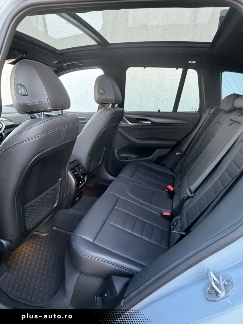 BMW X3 xDrive20d M Sport (AHK Pano 20  Memory)