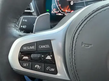 BMW X3 xDrive20d M Sport (AHK Pano 20  Memory)