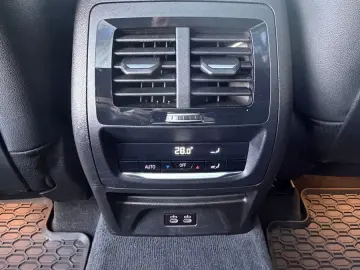 BMW X3 xDrive20d M Sport (AHK Pano 20  Memory)