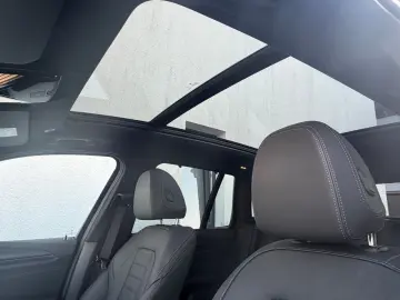 BMW X3 xDrive20d M Sport (AHK Pano 20  Memory)