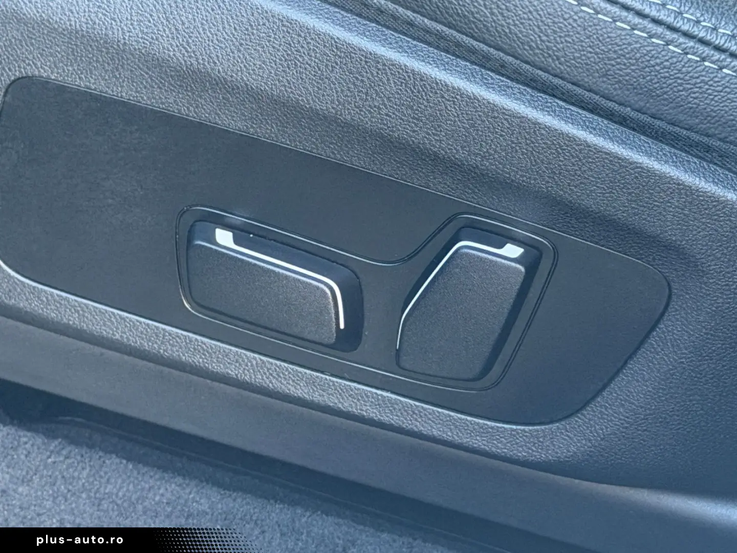 BMW X3 xDrive20d M Sport (AHK Pano 20  Memory)