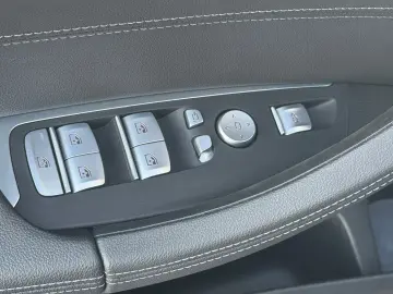 BMW X3 xDrive20d M Sport (AHK Pano 20  Memory)