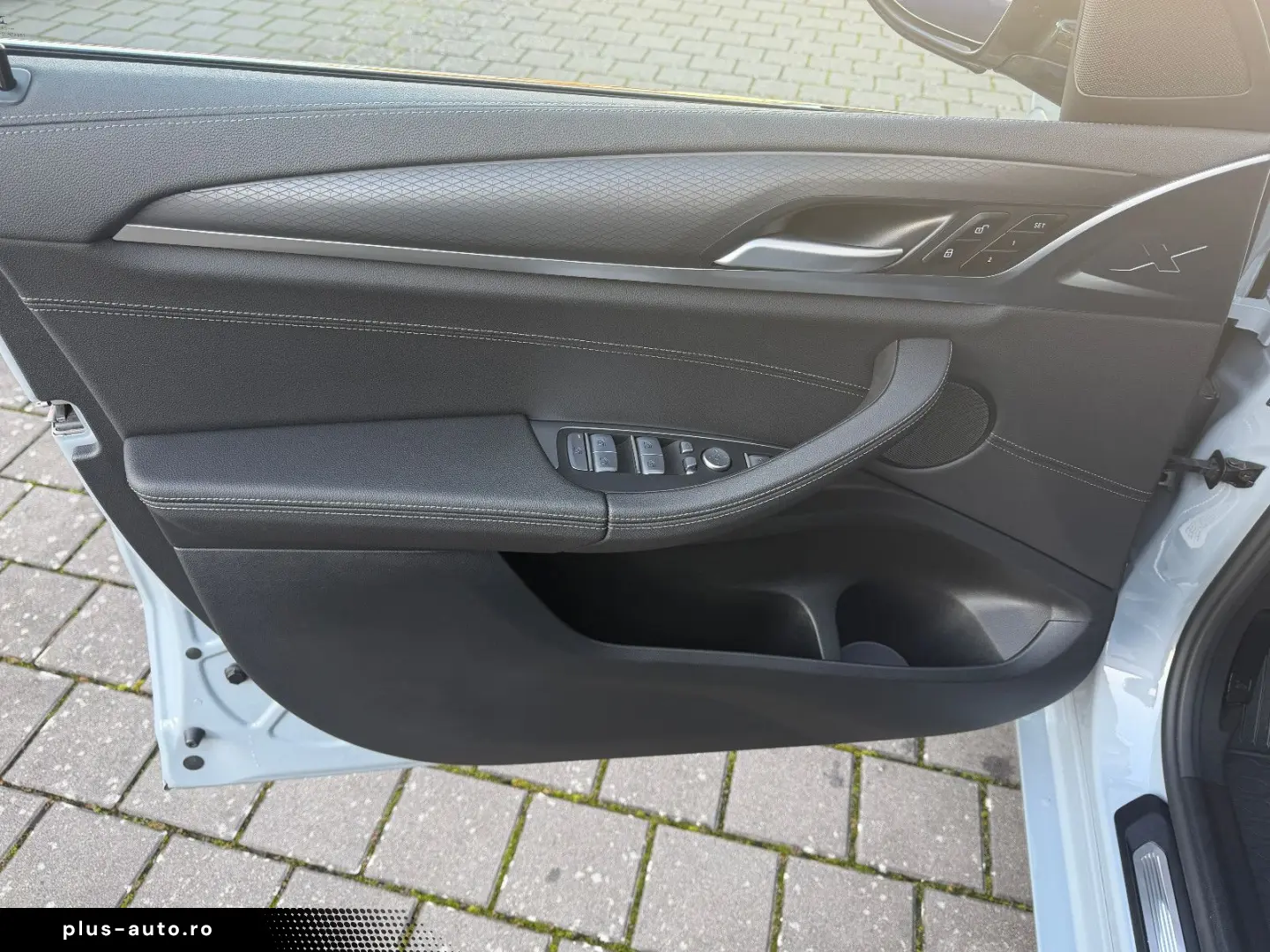 BMW X3 xDrive20d M Sport (AHK Pano 20  Memory)