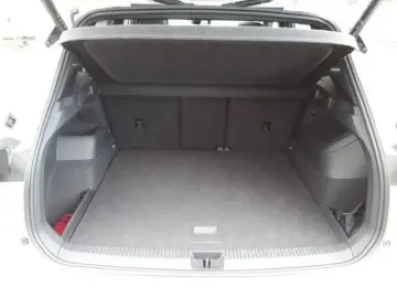 VW Tiguan 2.0TDI R-Line DSG 4M Leder Pano AHK Stand