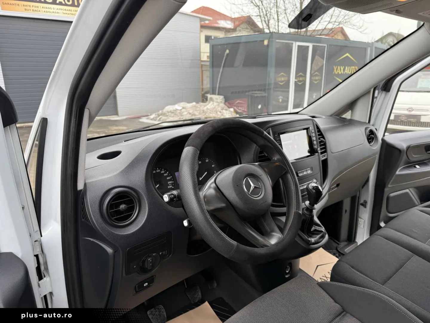MERCEDES-BENZ VITO     3 LOCURI