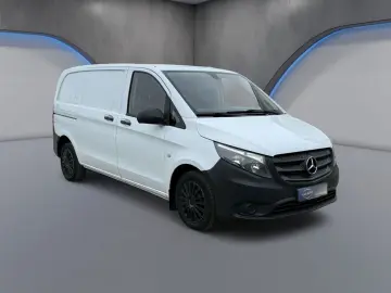MERCEDES-BENZ VITO     3 LOCURI