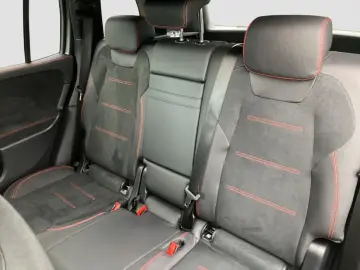 MERCEDES-BENZ GLB 200 d AMG DISTR MULTIB KAM KEYLESS&hellip;