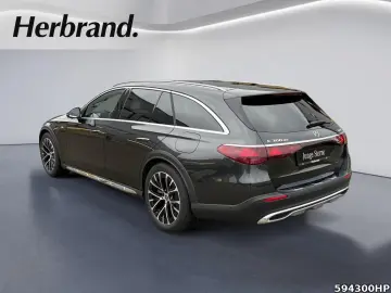 MERCEDES-BENZ E 300 de 4M T All-Terrain  AHK Pano Burmester