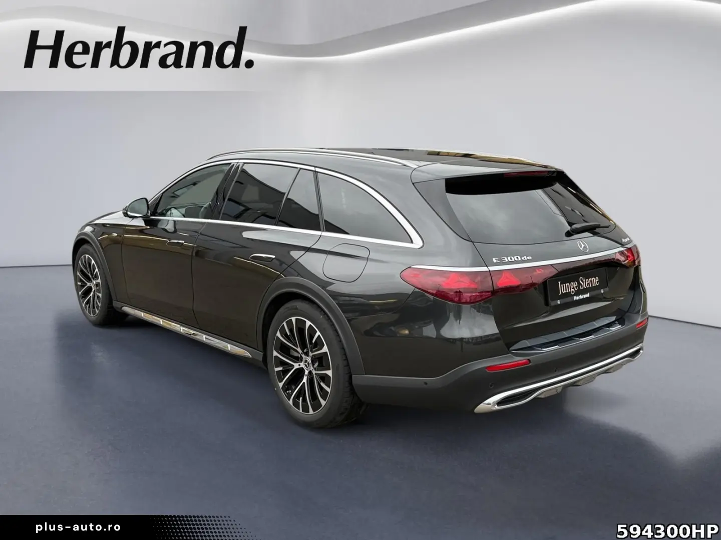 MERCEDES-BENZ E 300 de 4M T All-Terrain  AHK Pano Burmester