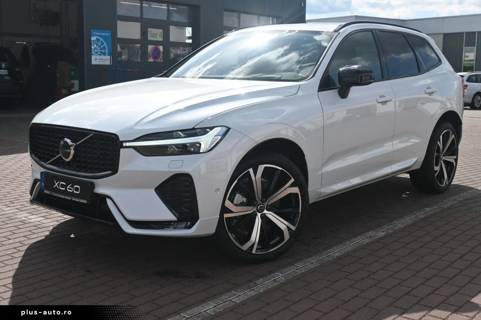 VOLVO XC60 B4 D AWD Ultimate Dark STDHZG 360  LUFT ACC