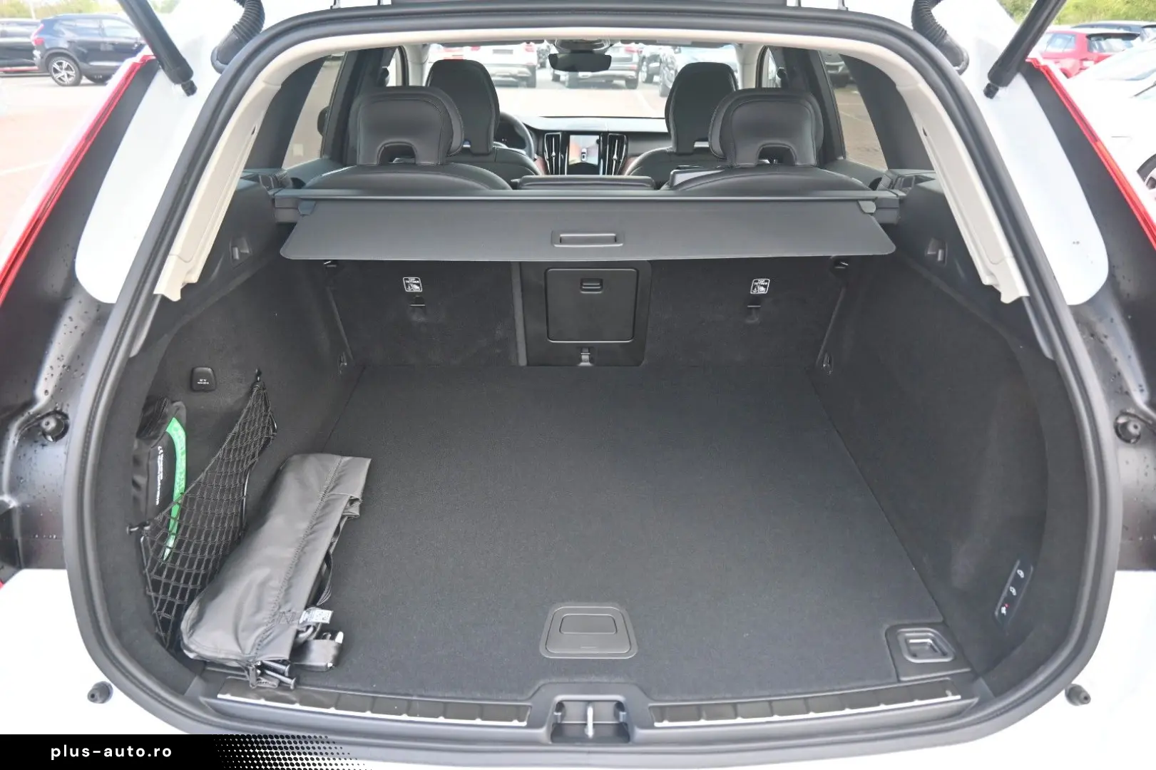 VOLVO XC60 B4 D AWD Ultimate Dark STDHZG 360  LUFT ACC