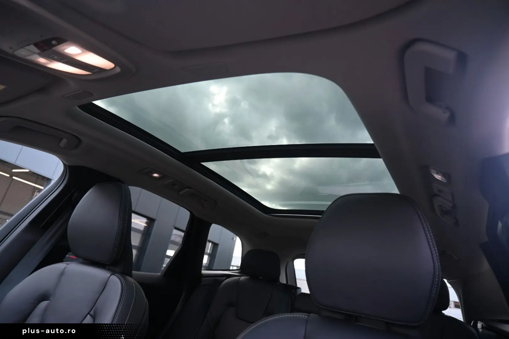 VOLVO XC60 B4 D AWD Ultimate Dark STDHZG 360  LUFT ACC