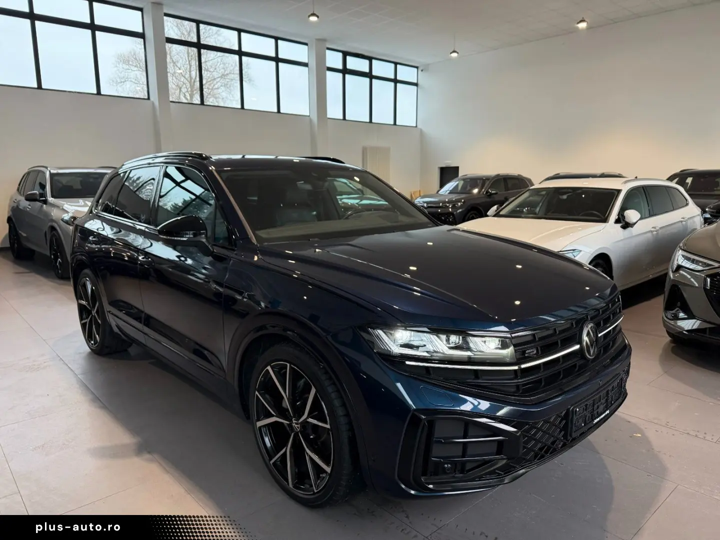 VW Touareg R-Line 4M AID MATRIX STHZ 360  AHK