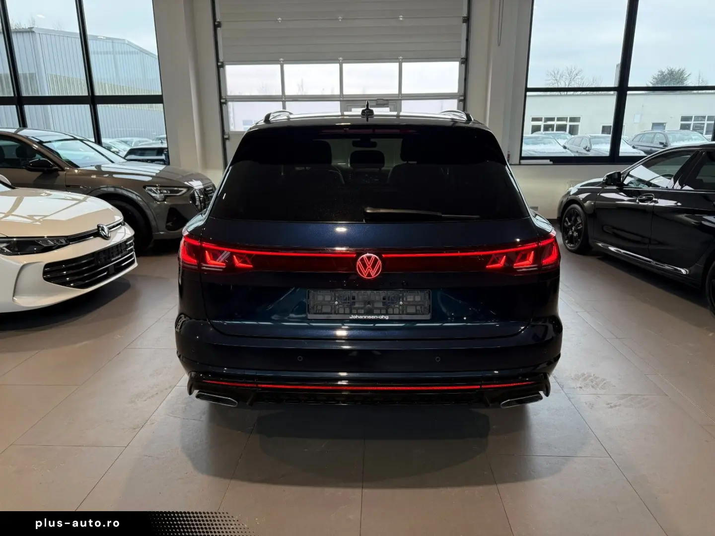 VW Touareg R-Line 4M AID MATRIX STHZ 360  AHK