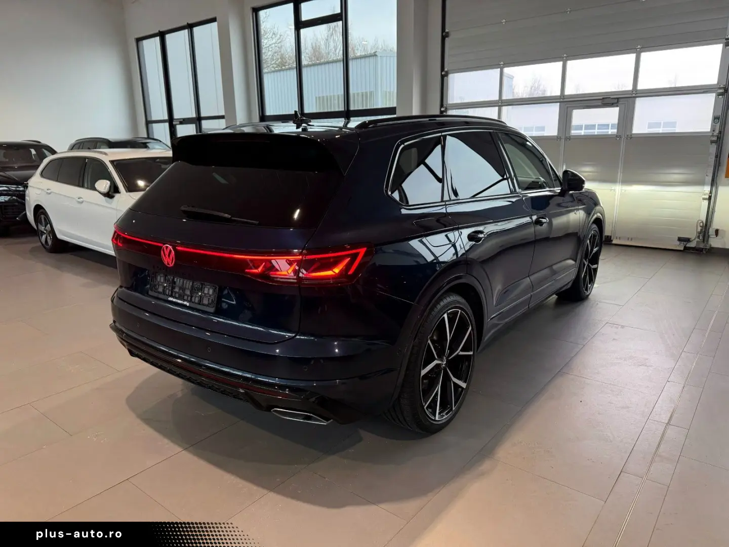 VW Touareg R-Line 4M AID MATRIX STHZ 360  AHK