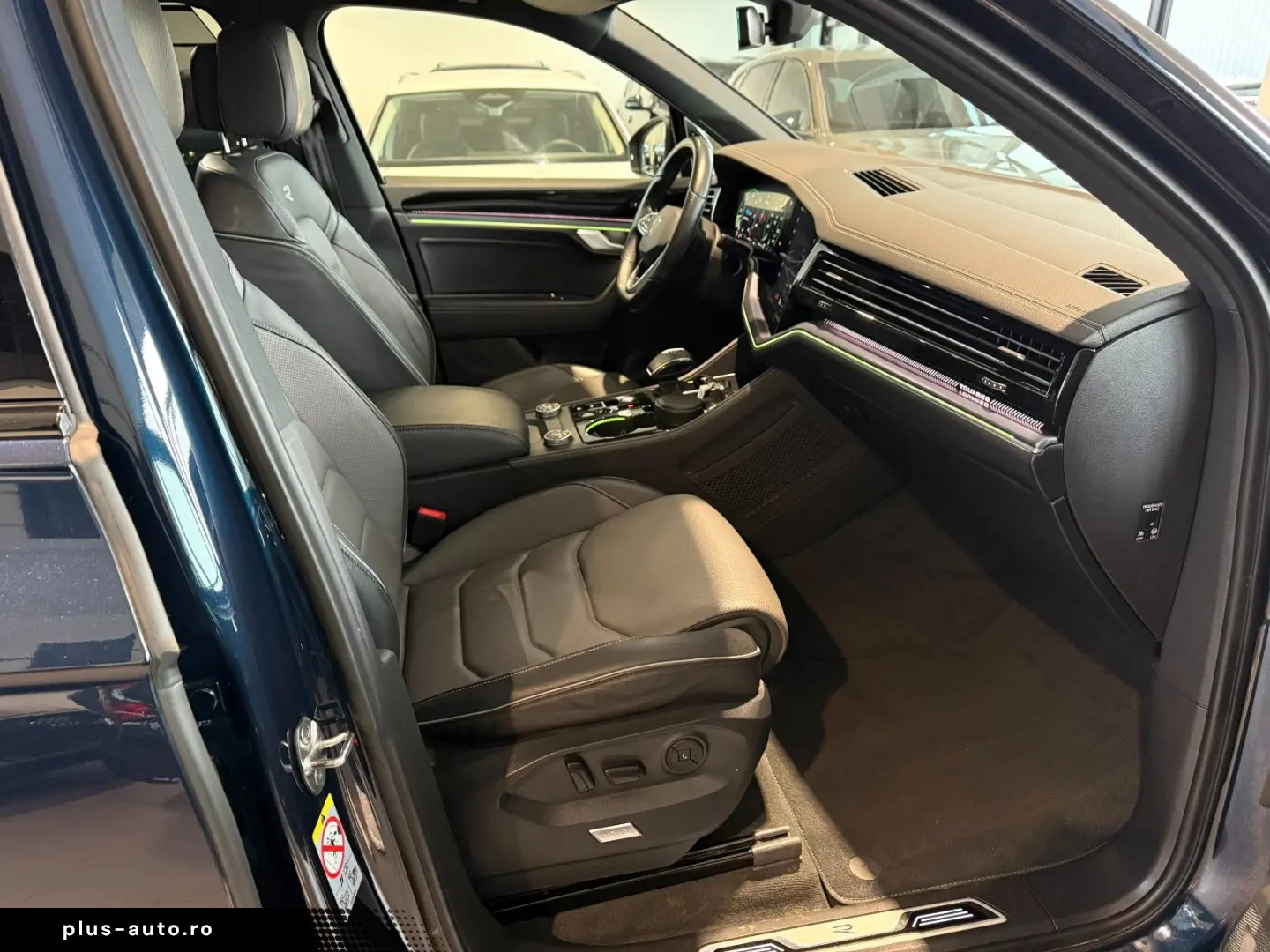 VW Touareg R-Line 4M AID MATRIX STHZ 360  AHK