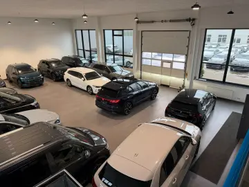 VW Touareg R-Line 4M AID MATRIX STHZ 360  AHK