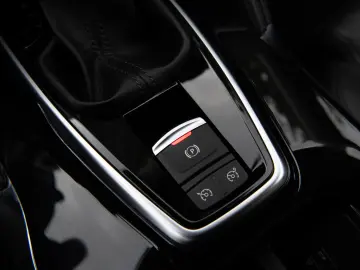 Renault Koleos ENERGY dCi 175 X-tronic 4WD INITIALE PARIS