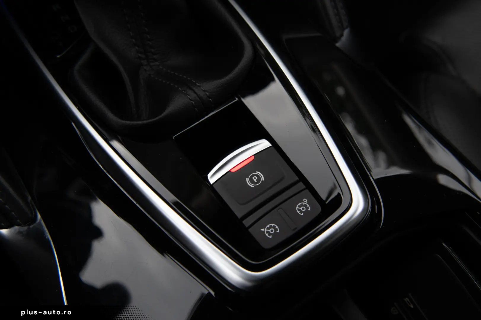 Renault Koleos ENERGY dCi 175 X-tronic 4WD INITIALE PARIS