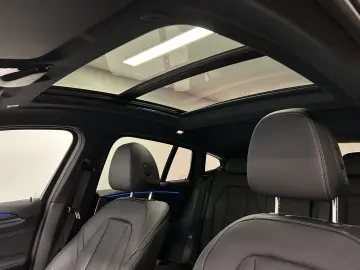 BMW X4 xDrive20d M Sportpaket Harman Kardon Pano. La